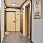 Wiktoryn 6 By Perfect 181&145 * Warszawa